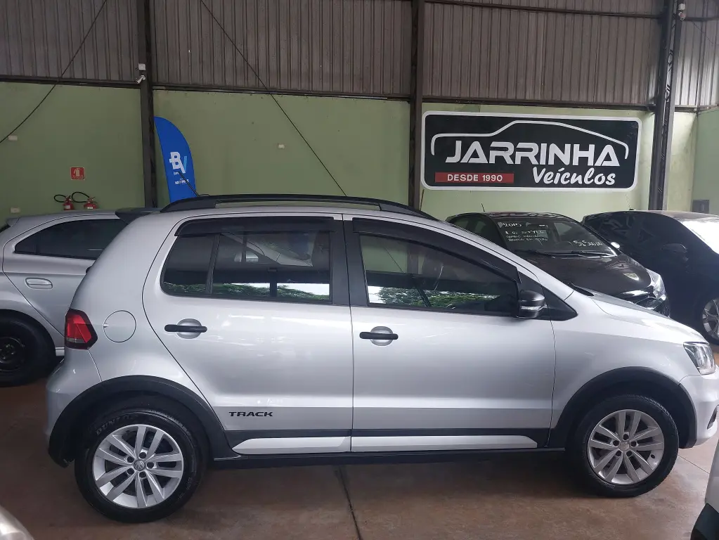 VOLKSWAGEN Fox - Foto