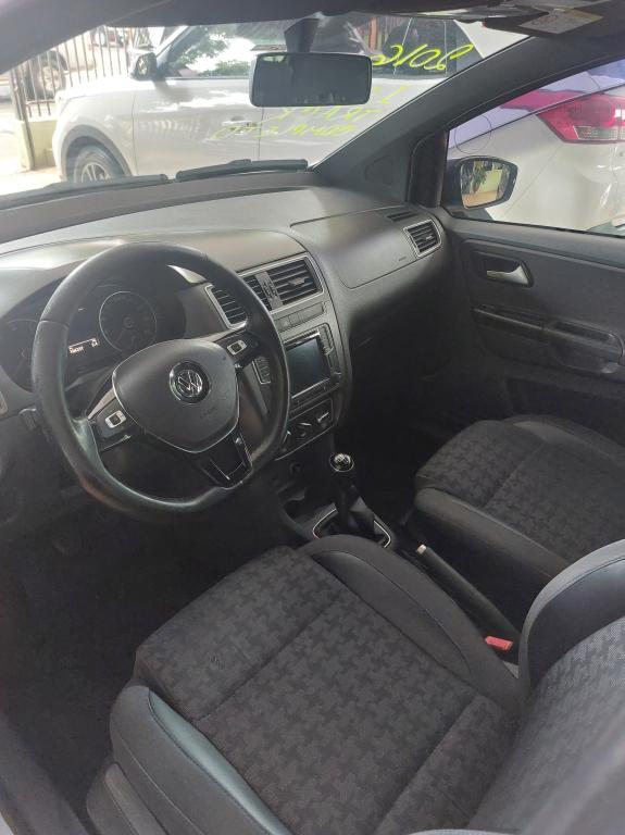 VOLKSWAGEN Fox - Foto