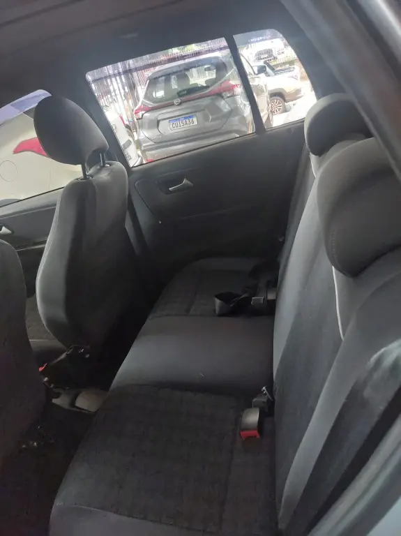 VOLKSWAGEN Fox - Foto