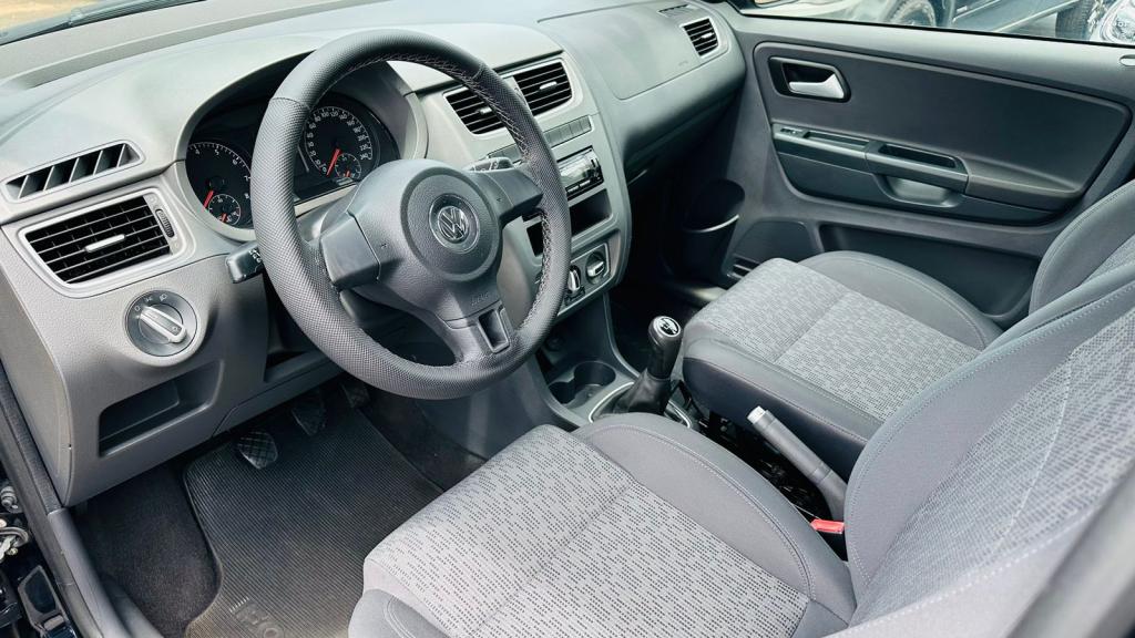 VOLKSWAGEN Fox - Foto
