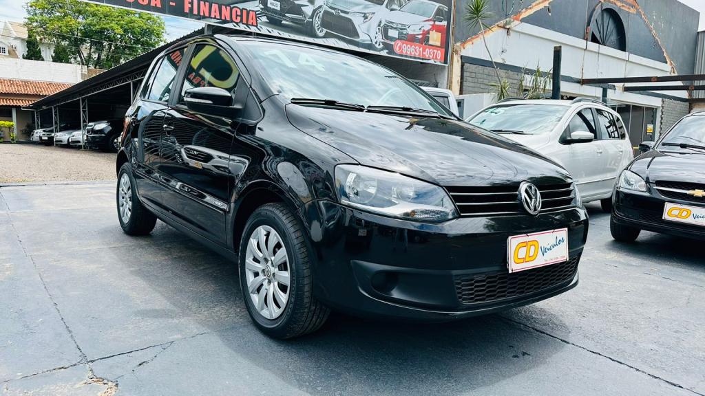 VOLKSWAGEN Fox - Foto