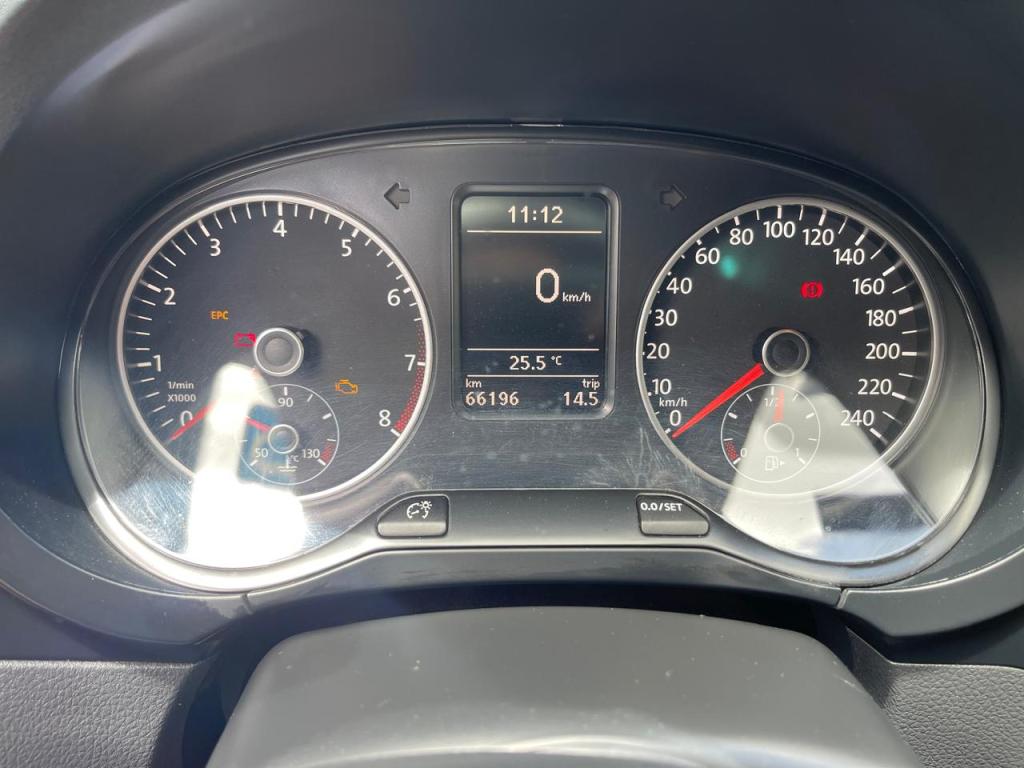 VOLKSWAGEN Fox - Foto