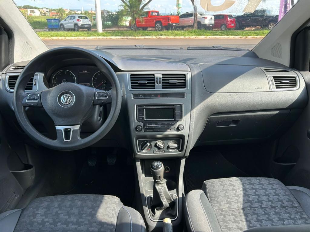 VOLKSWAGEN Fox - Foto
