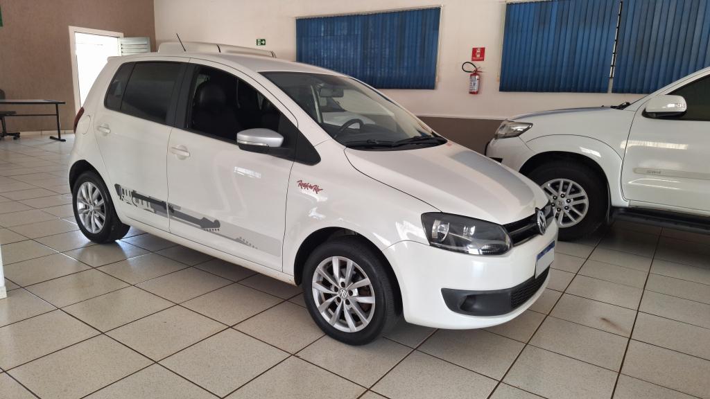 VOLKSWAGEN Fox - Foto