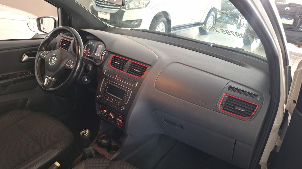 VOLKSWAGEN Fox - Foto