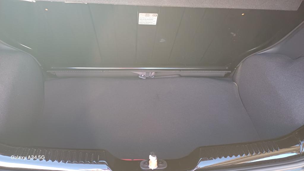 VOLKSWAGEN Fox - Foto