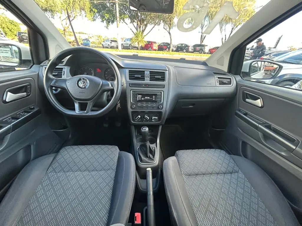VOLKSWAGEN Fox - Foto