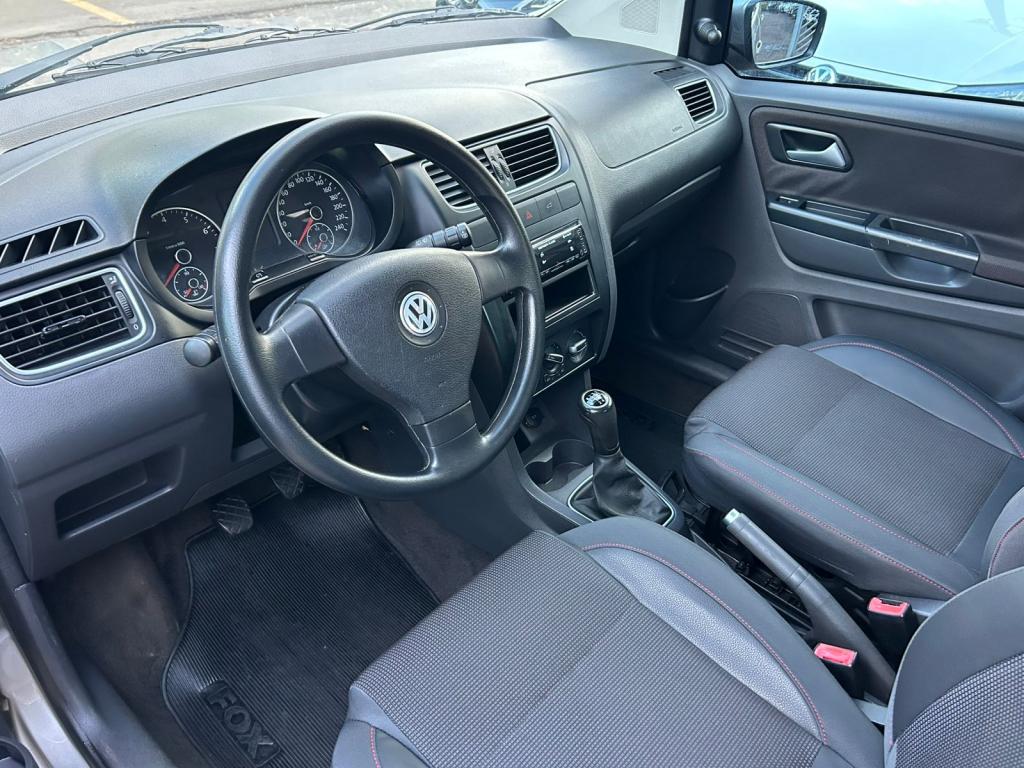 VOLKSWAGEN Fox - Foto