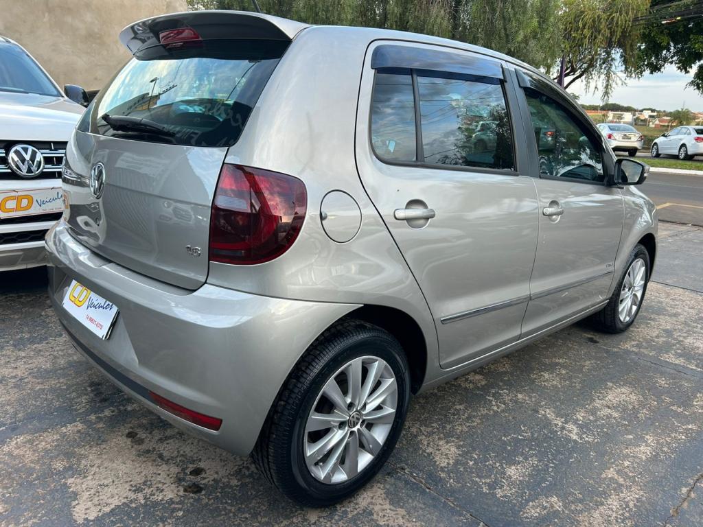 VOLKSWAGEN Fox - Foto