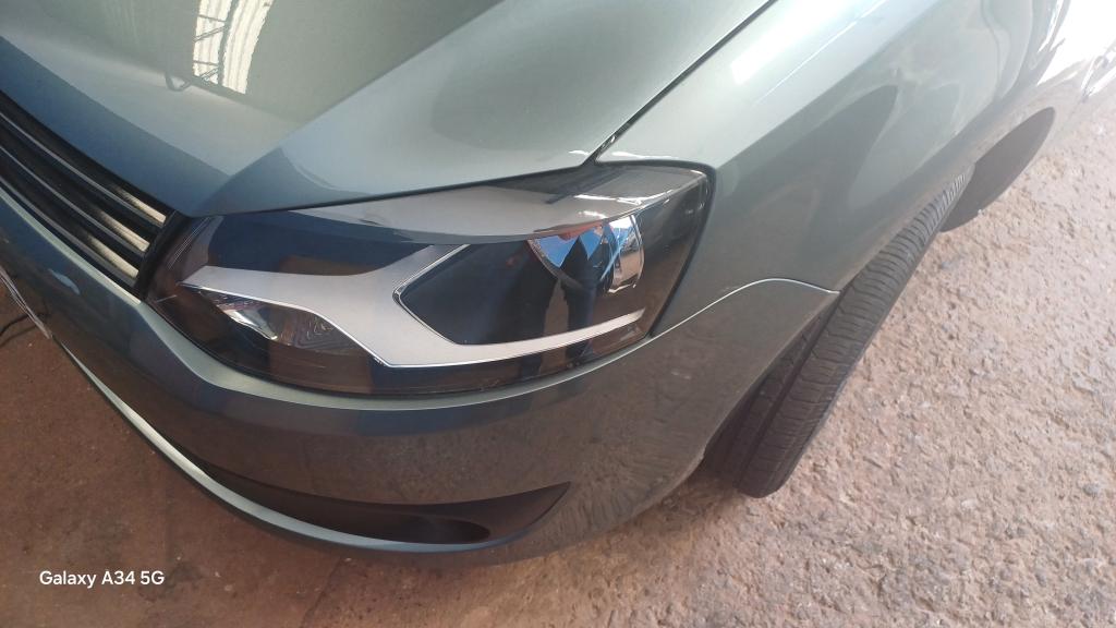 VOLKSWAGEN Fox - Foto