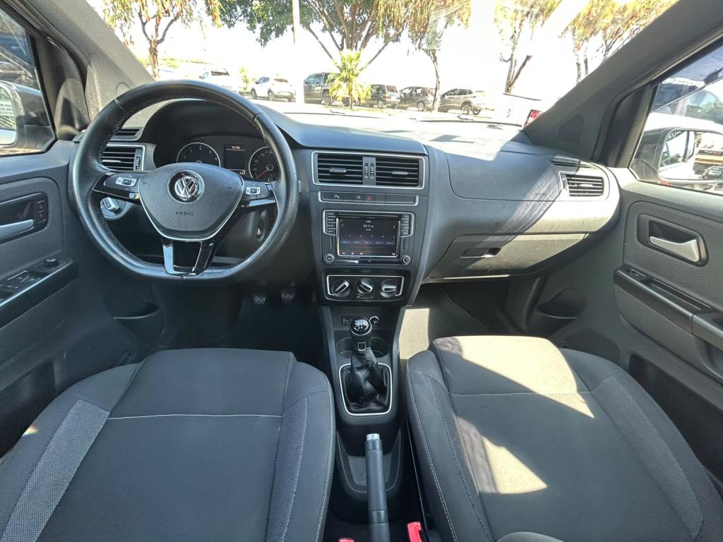 VOLKSWAGEN Fox - Foto