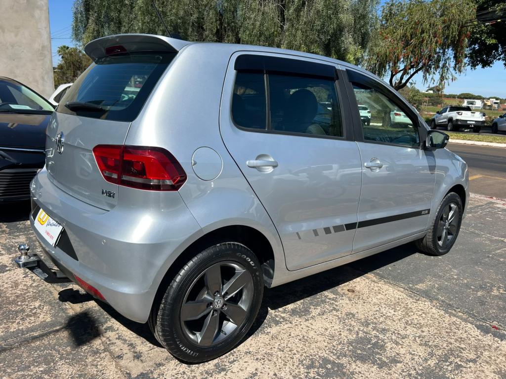 VOLKSWAGEN Fox - Foto
