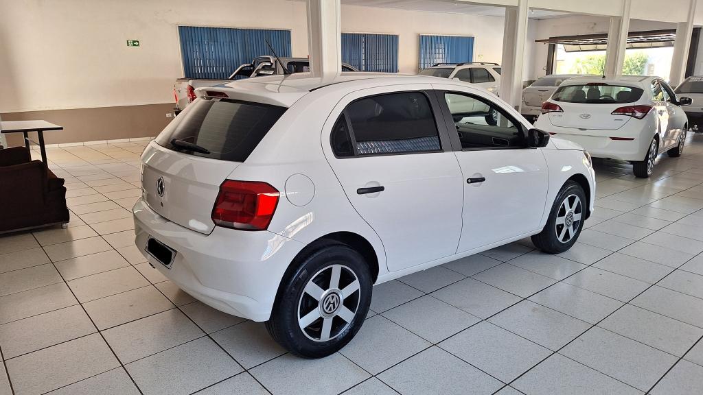 VOLKSWAGEN Gol - Foto