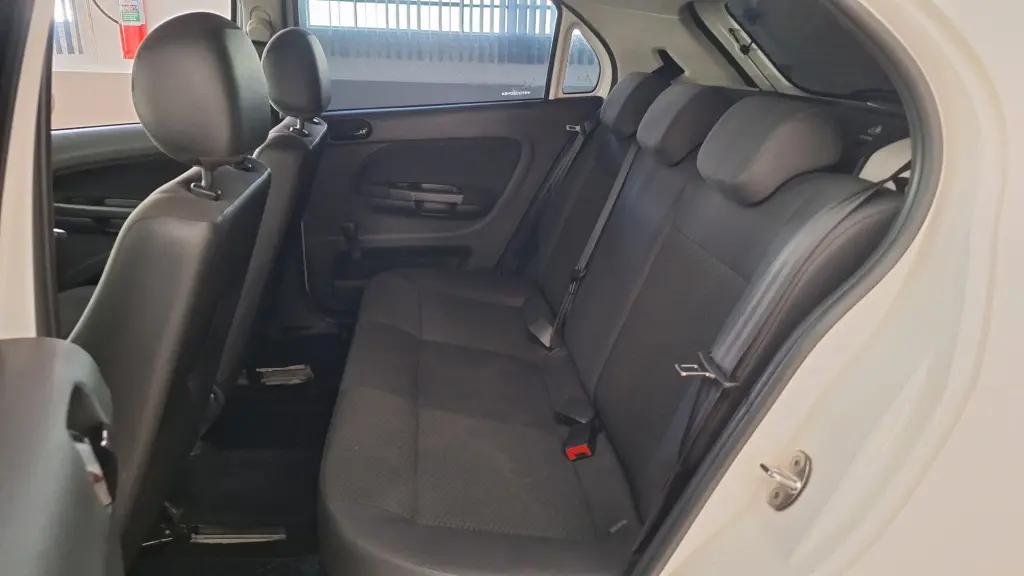 VOLKSWAGEN Gol - Foto
