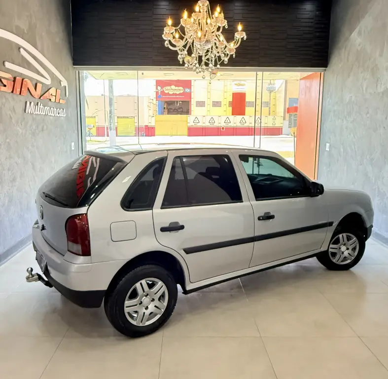 VOLKSWAGEN Gol - Foto