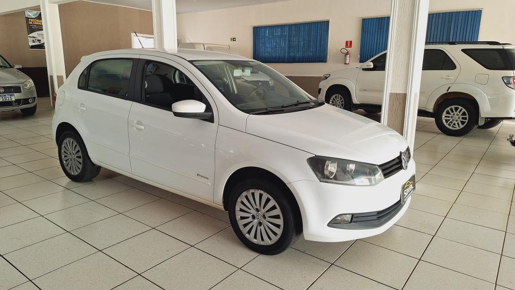 VOLKSWAGEN Gol - Foto