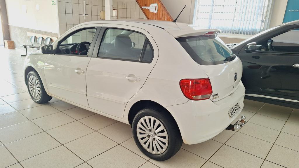 VOLKSWAGEN Gol - Foto