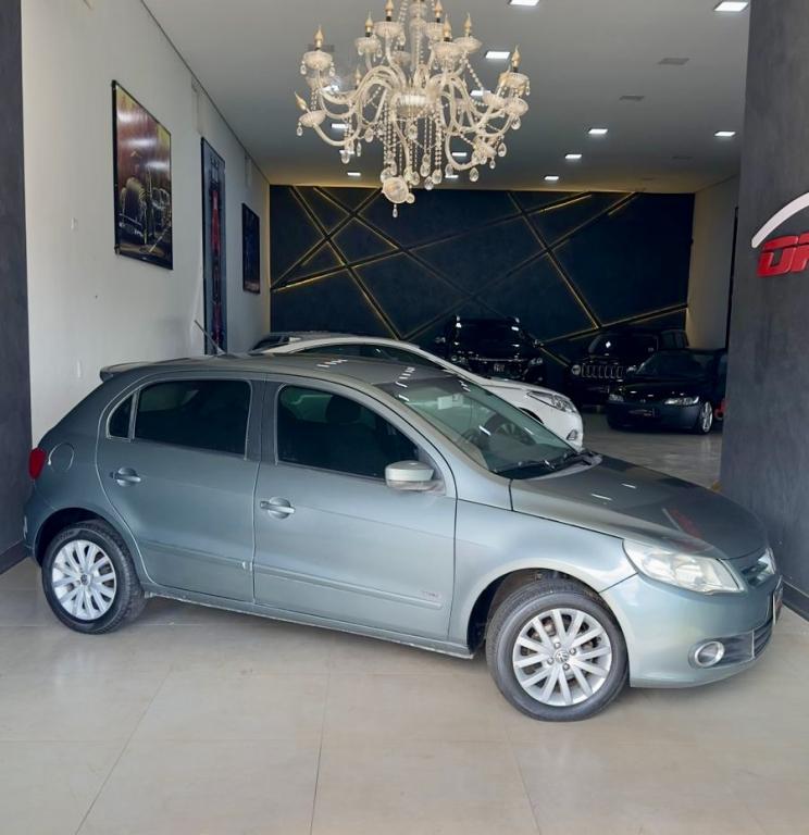 VOLKSWAGEN Gol