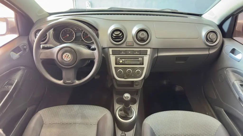 VOLKSWAGEN Gol - Foto