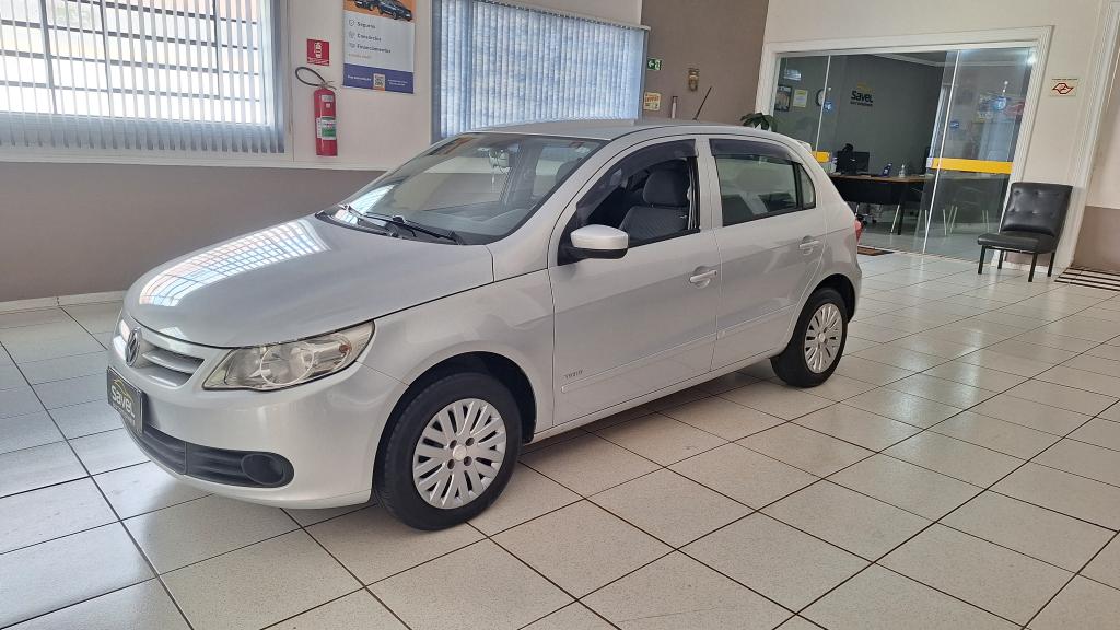 VOLKSWAGEN Gol