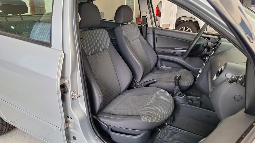 VOLKSWAGEN Gol - Foto
