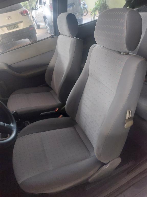 VOLKSWAGEN Gol - Foto