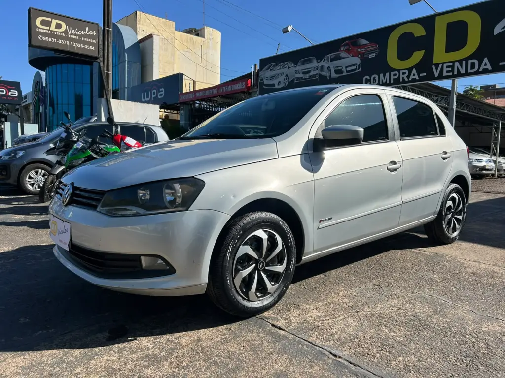 VOLKSWAGEN Gol
