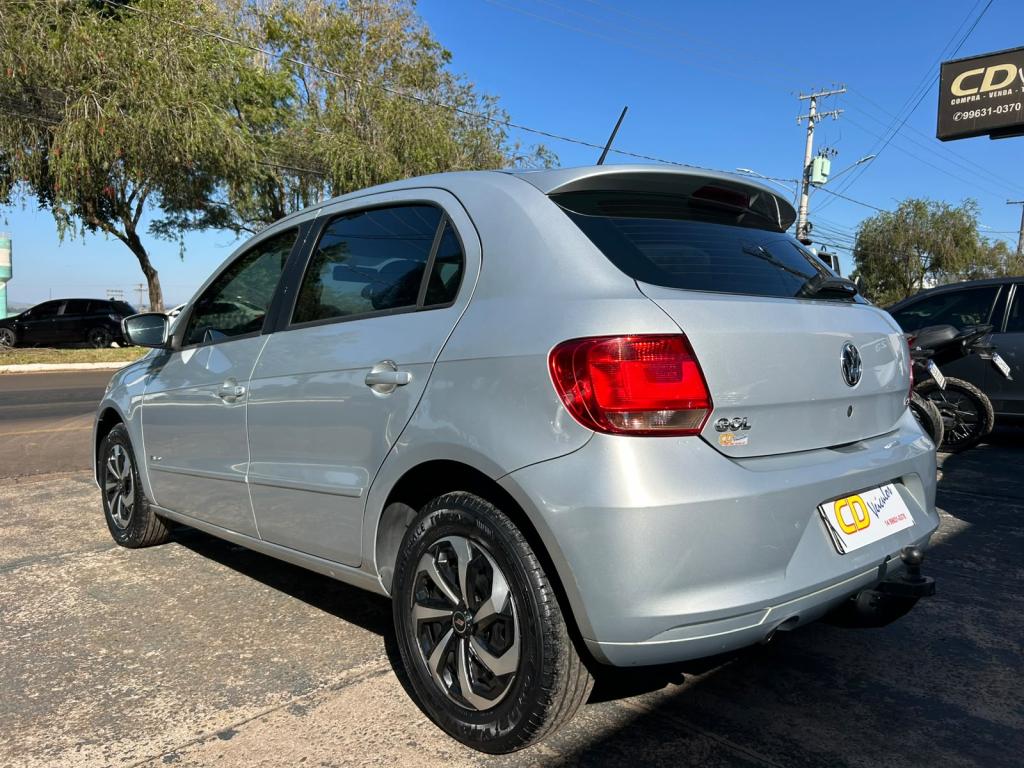 VOLKSWAGEN Gol - Foto