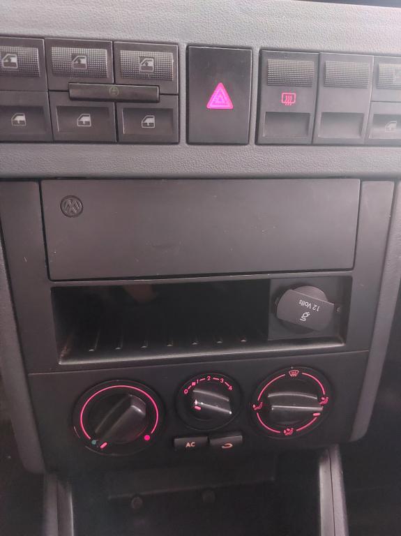 VOLKSWAGEN Gol - Foto