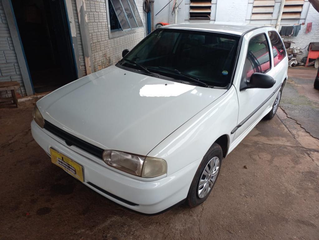 VOLKSWAGEN Gol