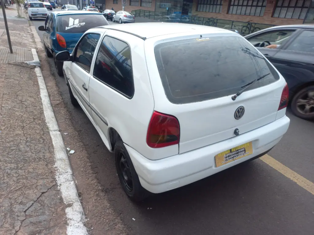 VOLKSWAGEN Gol - Foto