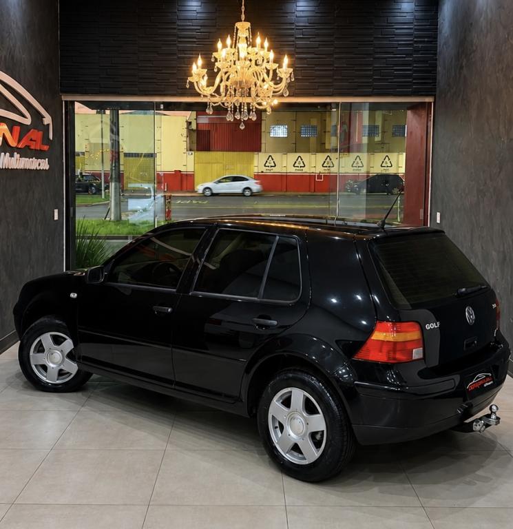 VOLKSWAGEN Golf - Foto