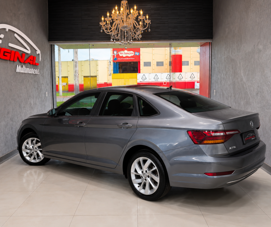 VOLKSWAGEN Jetta - Foto