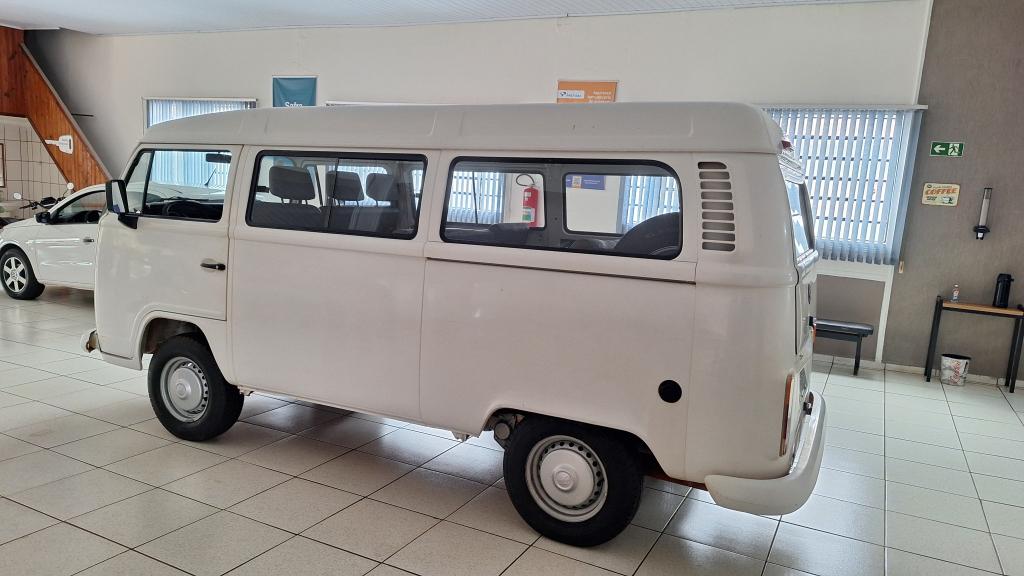 VOLKSWAGEN Kombi - Foto