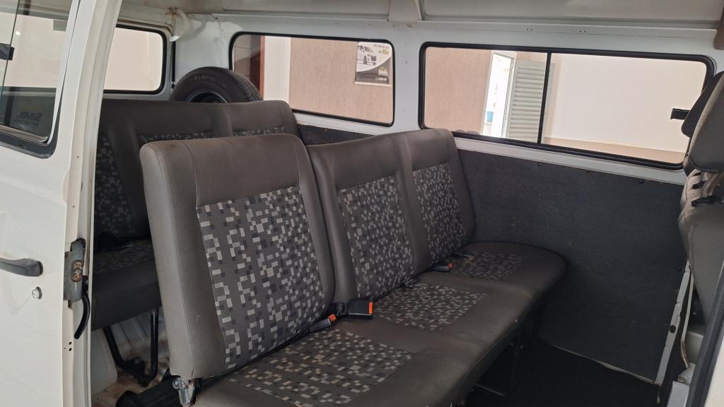 VOLKSWAGEN Kombi - Foto