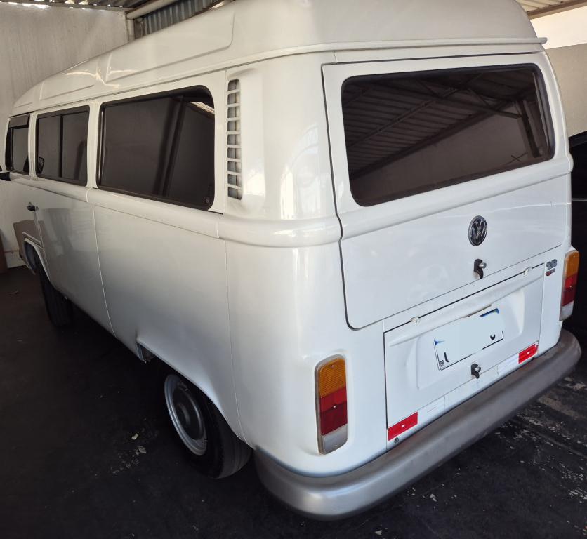 VOLKSWAGEN Kombi - Foto