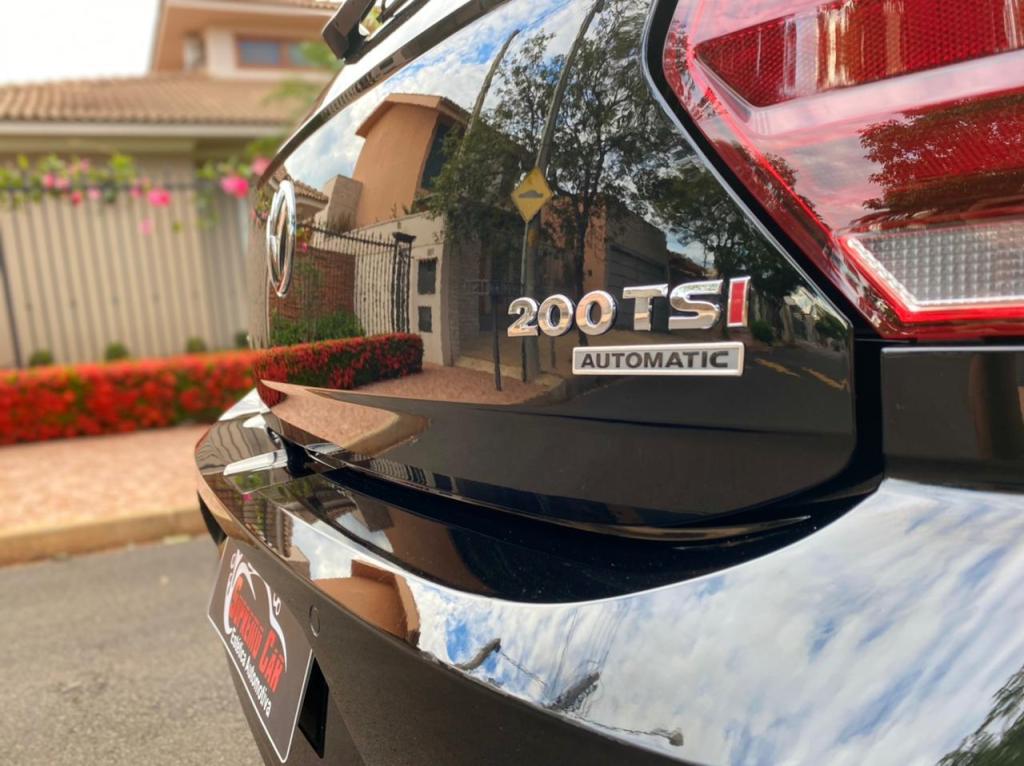 VOLKSWAGEN Polo Hatch - Foto