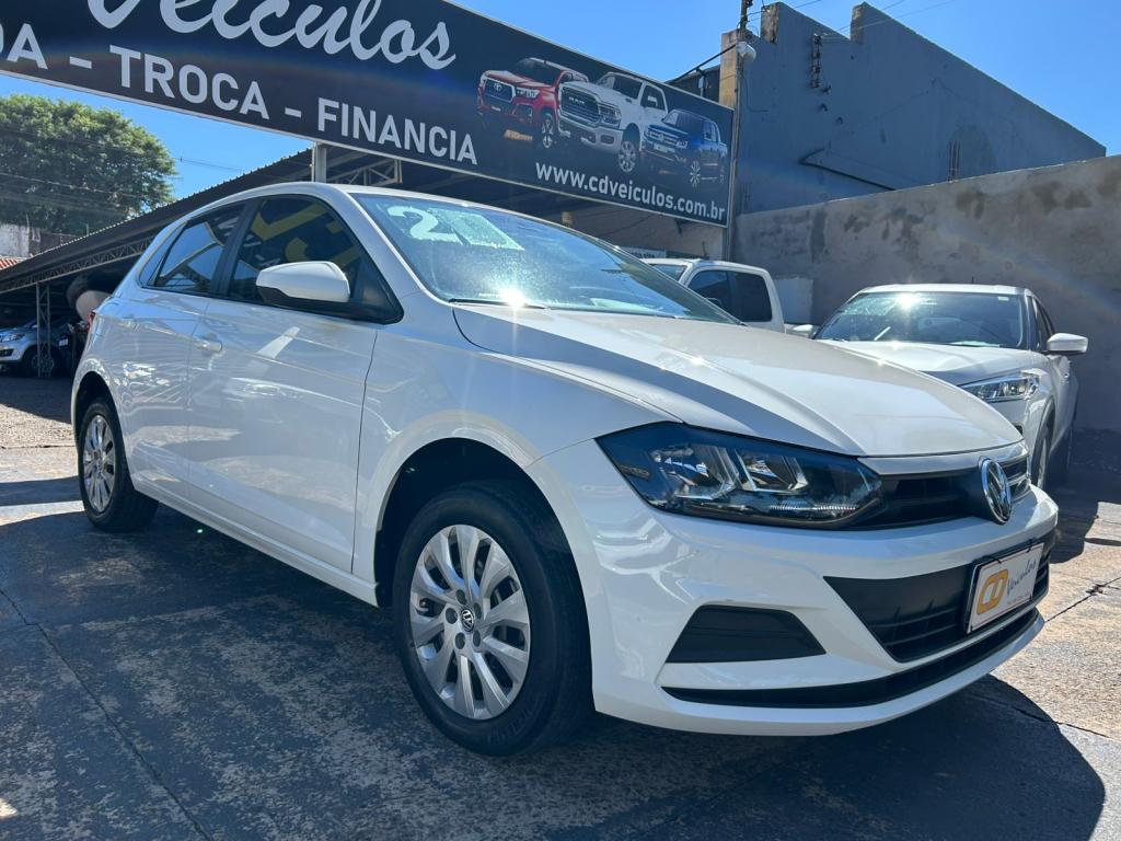 VOLKSWAGEN Polo Hatch - Foto