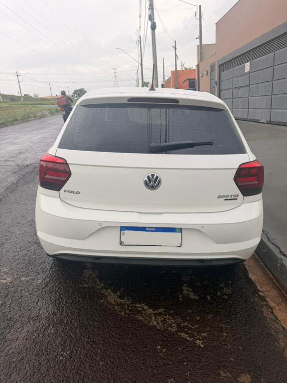 VOLKSWAGEN Polo Hatch - Foto