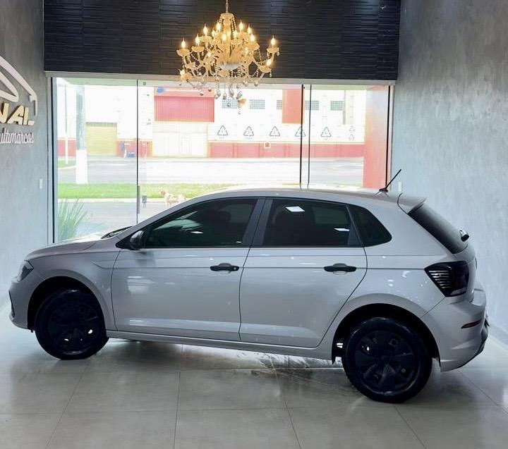 VOLKSWAGEN Polo Hatch - Foto