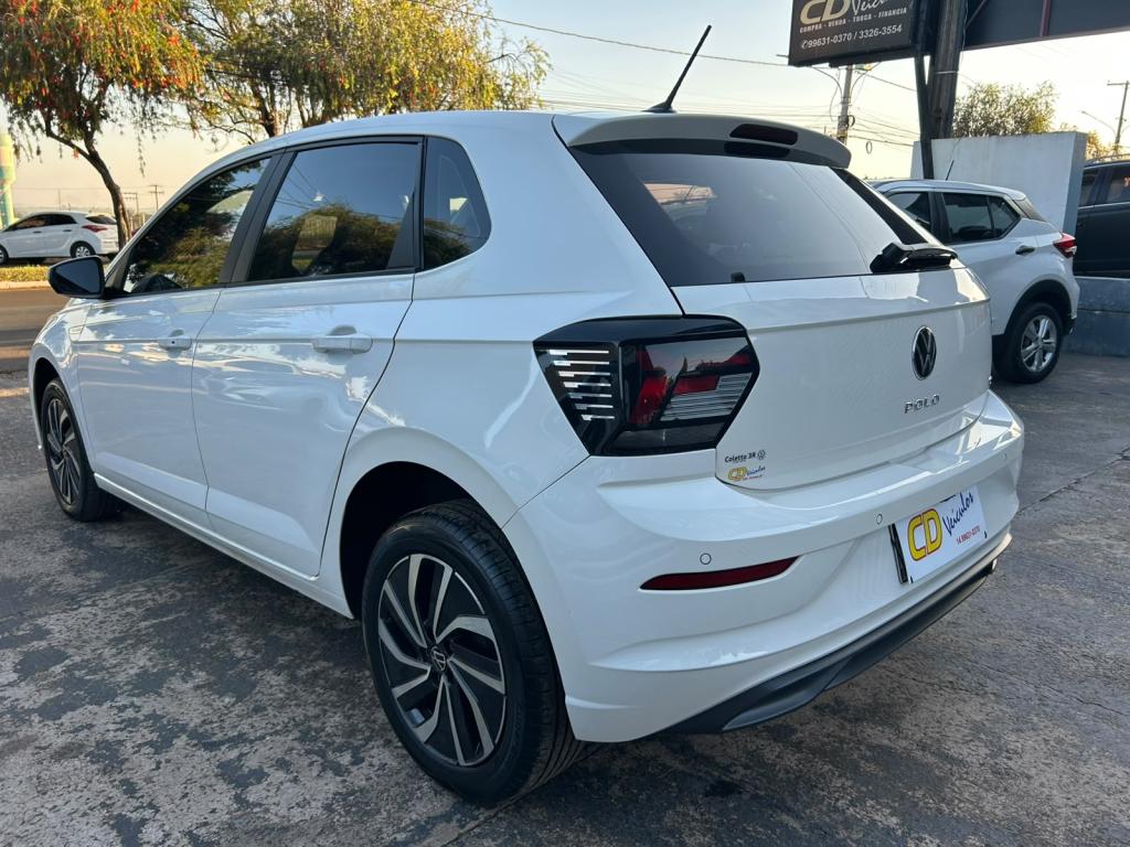 VOLKSWAGEN Polo Hatch - Foto