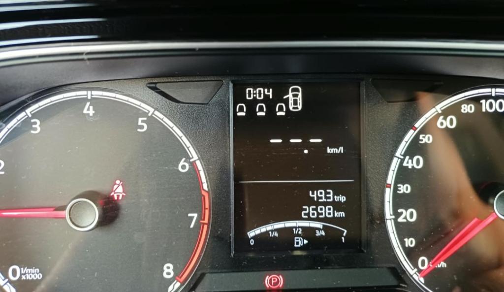 VOLKSWAGEN Polo Hatch - Foto