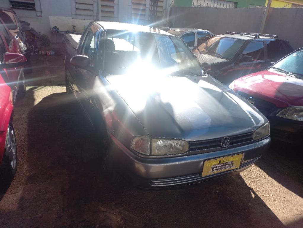 VOLKSWAGEN Saveiro - Foto