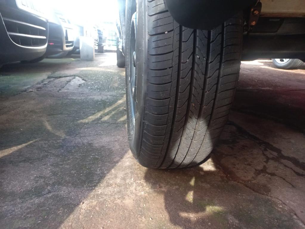 VOLKSWAGEN Saveiro - Foto