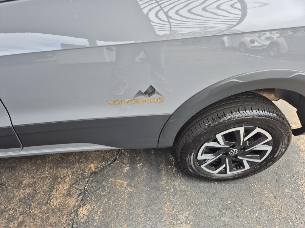 VOLKSWAGEN Saveiro - Foto