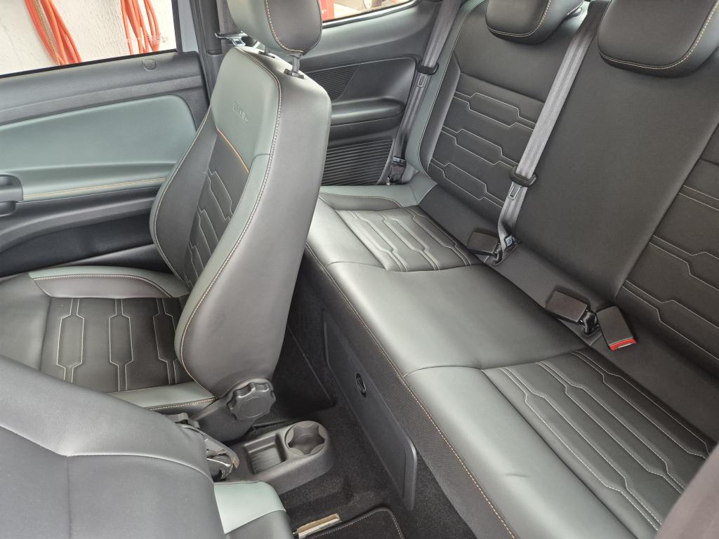 VOLKSWAGEN Saveiro - Foto