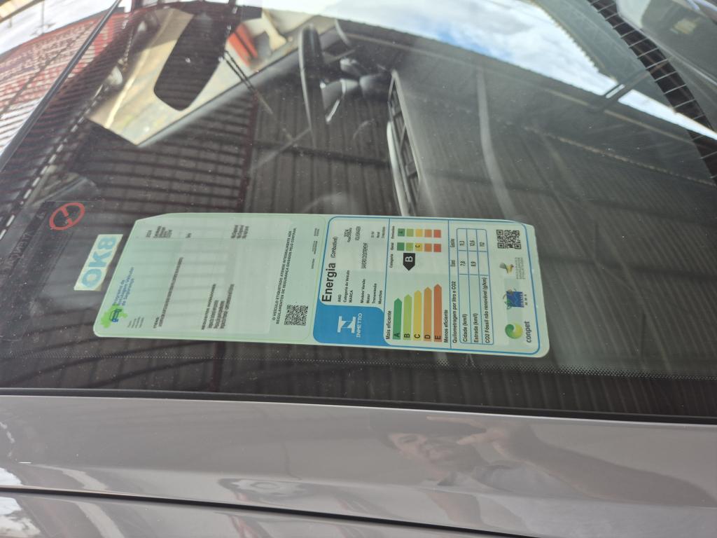 VOLKSWAGEN Saveiro - Foto