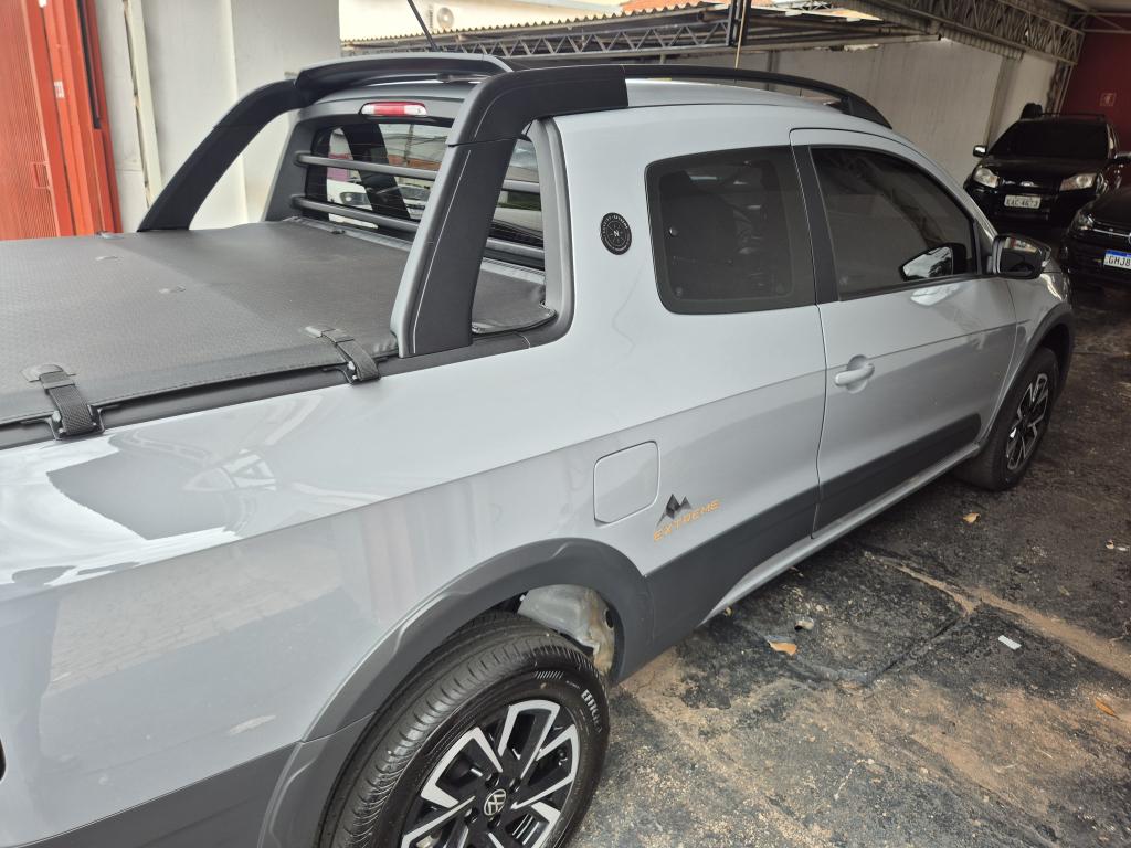 VOLKSWAGEN Saveiro - Foto