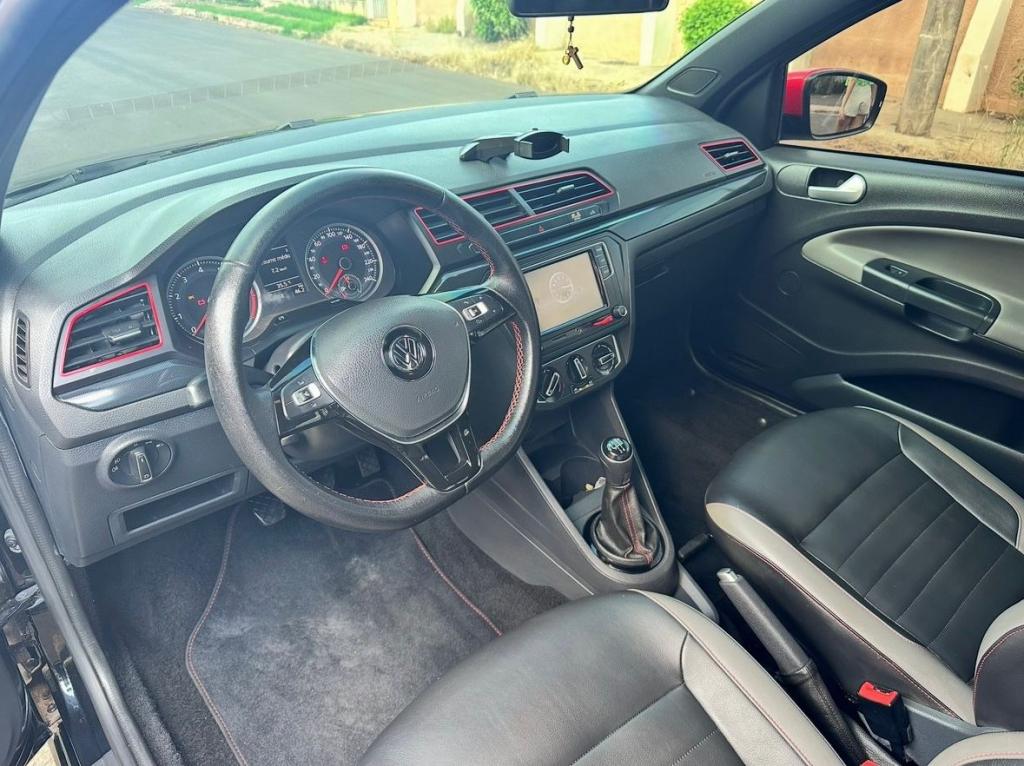 VOLKSWAGEN Saveiro - Foto
