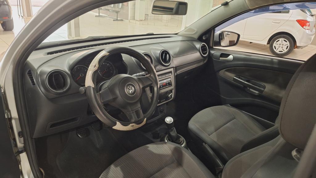 VOLKSWAGEN Saveiro - Foto